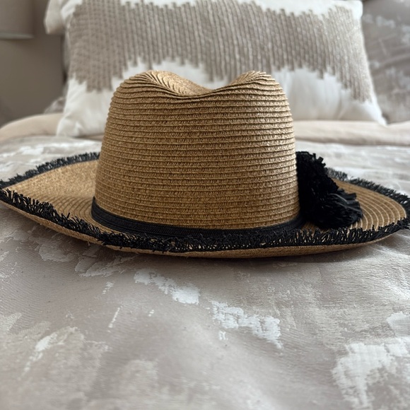 August Hat Company Straw Hat - Picture 1 of 6